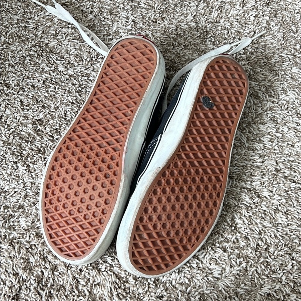 Lace up Vans - Picture 3 of 4